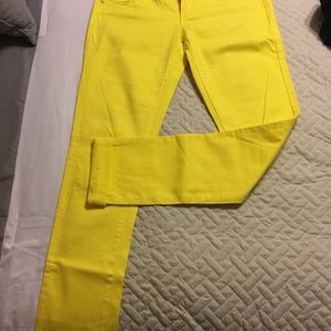 Yellow skinny jeans like new